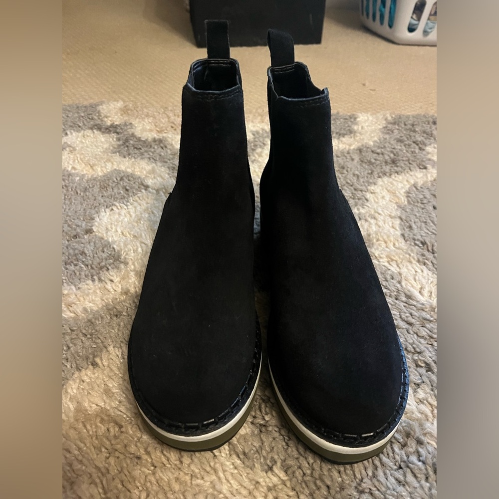 Matisse Ronan Suede Chelsea Boot size 7.5
